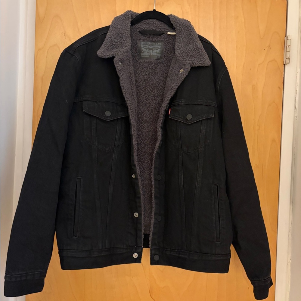 Men's Black Levi’s TYPE III SHERPA TRUCKER JACKET